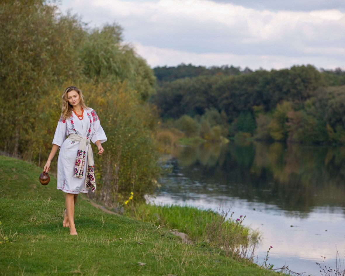 Nude girl Slavic women in Jingmen