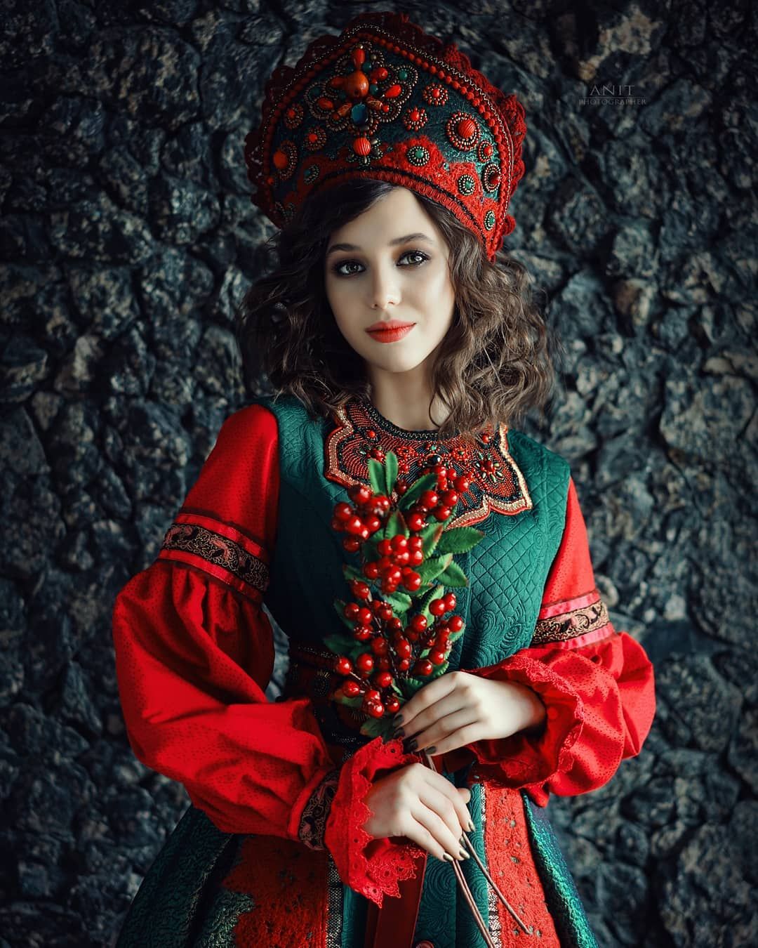Nude girl Women in Slavic costumes in Jingmen
